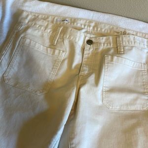 Gap 1969 cream colored crop denim